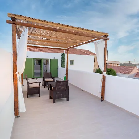 Villa Emerald *