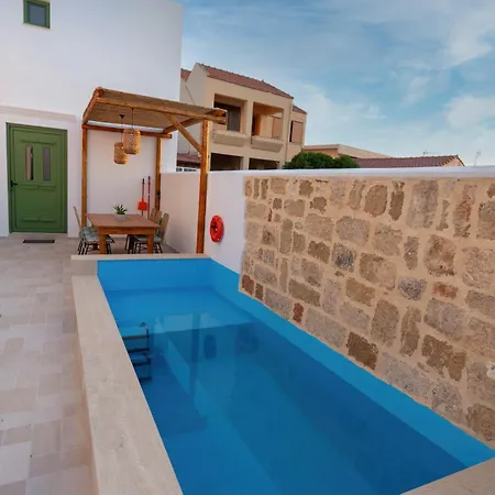 Emerald Koskinou (Rhodes)